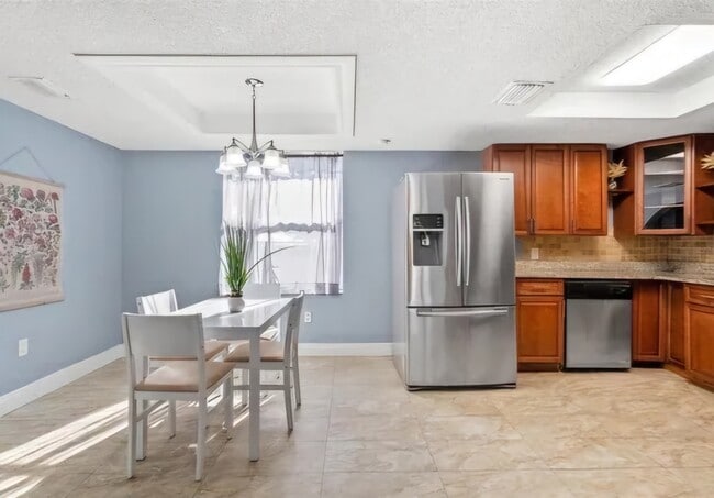 Building Photo - 7493 Sealawn Dr