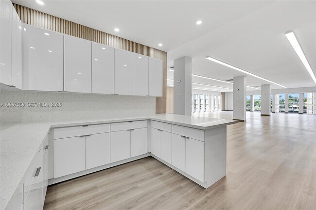 Building Photo - 501 Three Islands Boulevard