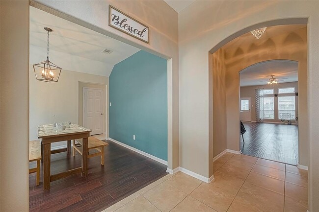 Building Photo - 7619 Sarsaparilla Ln