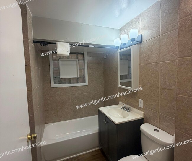 Building Photo - 4856 Magoun Ave