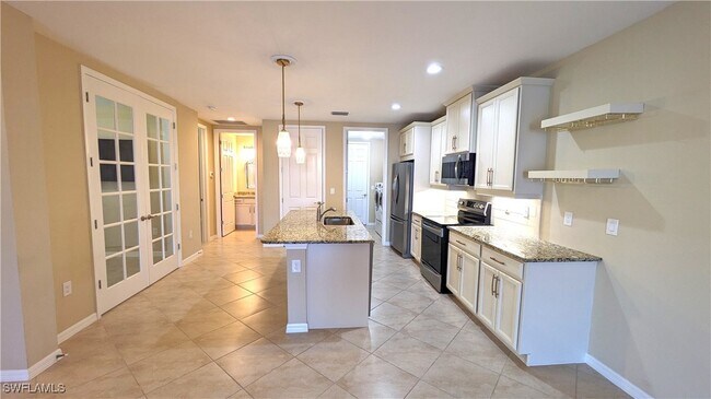 Building Photo - 14822 Edgewater Cir