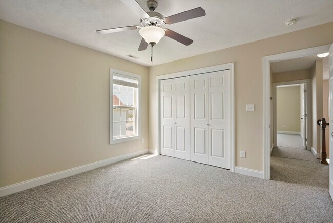 Building Photo - 2813 Franciscan Dr
