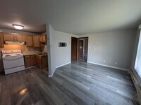 Building Photo - 1405 S Norwood Ave