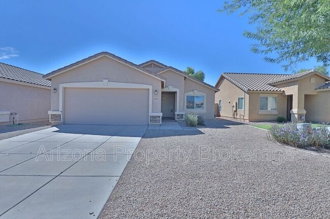 Building Photo - 2603 E San Manuel Rd