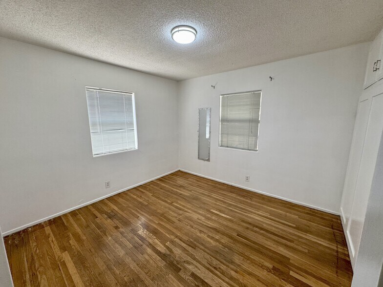 Bedroom 2 - 9548 Claymore St