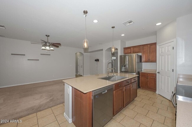 Building Photo - 31098 N 137th Ave