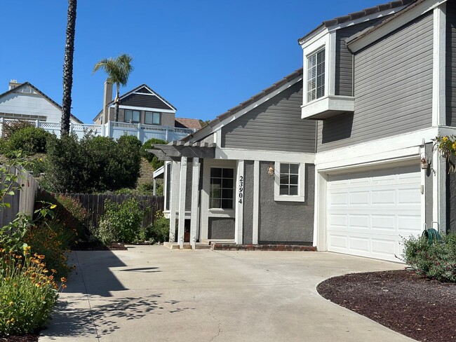 Beautifully Renovated Craftsman 4 Bed/2.5... - Beautifully Renovated Craftsman  4 Bed/2.5...