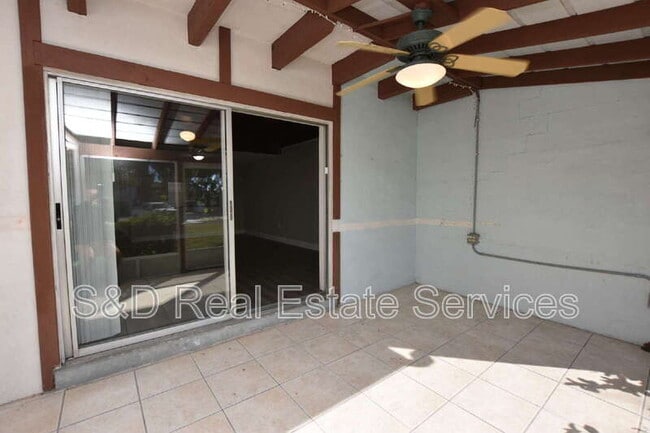 Building Photo - 2241 9th St SE