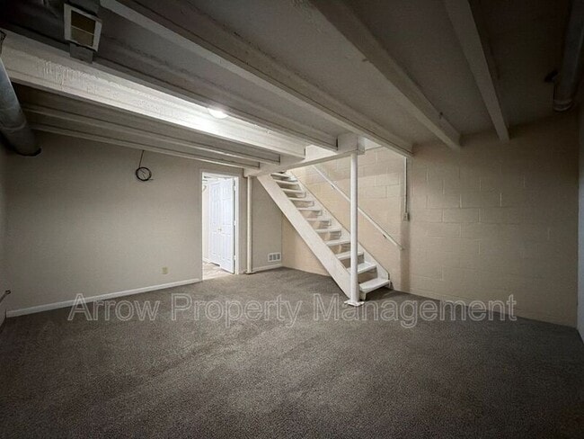 Building Photo - 5301 Benton St