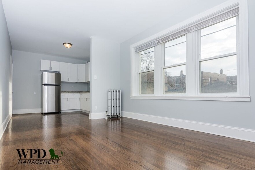 Building Photo - 7431 S Eggleston Ave