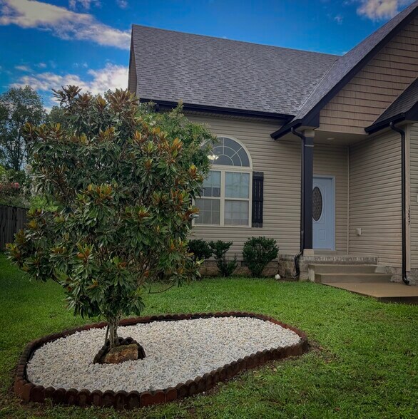 Front View - 1257 Eagle's View Dr