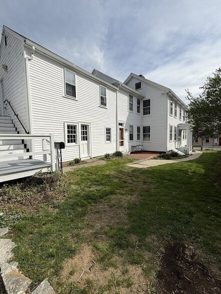 Building Photo - 32 Mount Pleasant St