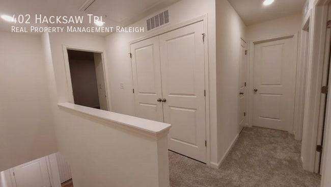 Building Photo - 402 Hacksaw Trl