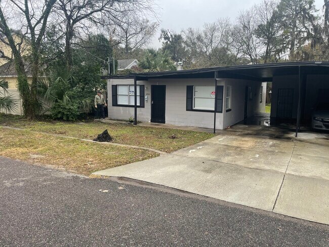 Primary Photo - 4520 Fairview St