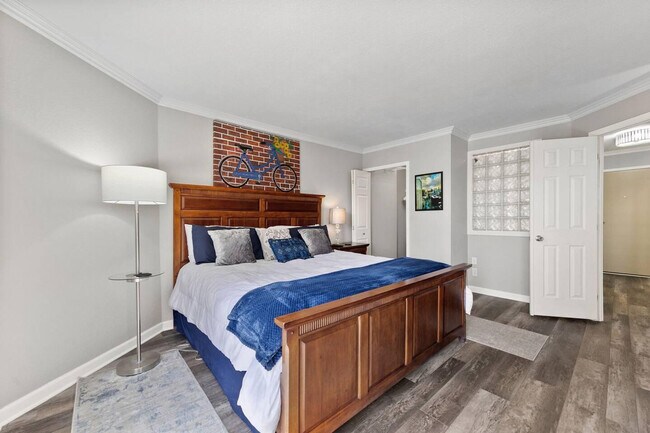 Building Photo - 1512 Larimer St