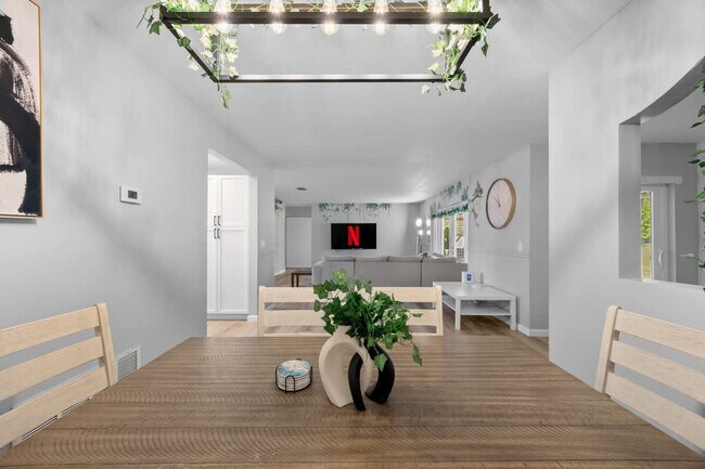 Building Photo - 12009 Florida Woods Ln