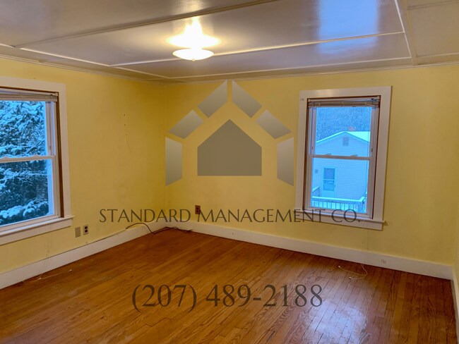 Building Photo - Charming Waterville Home with 3 Bedrooms and 2 Baths