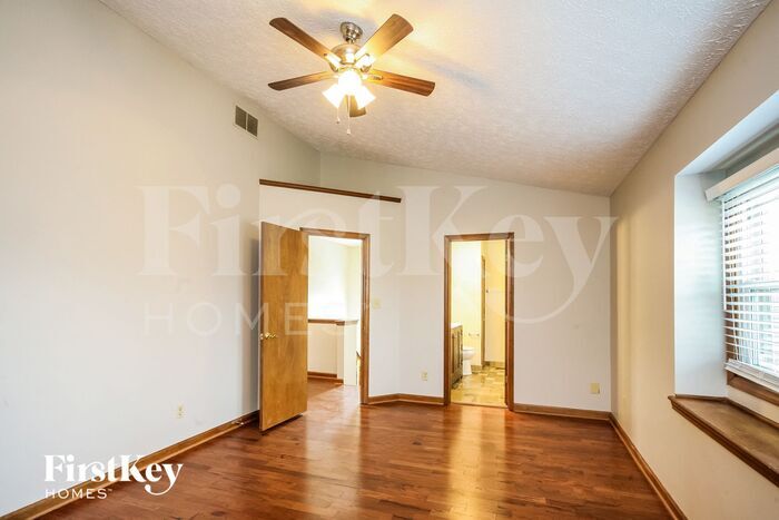 Building Photo - 6135 Pillory Dr