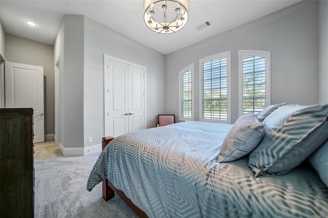 Building Photo - 2803 Winthrop Mdw Wy