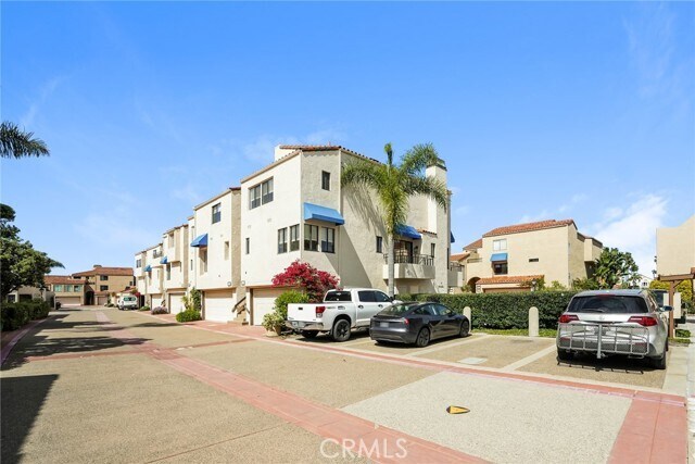 Building Photo - 3221 Francois Dr