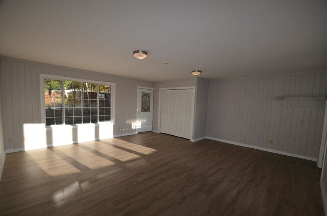 Building Photo - Fairplay home available Now- large fenced yard - Mountain views! Year lease!