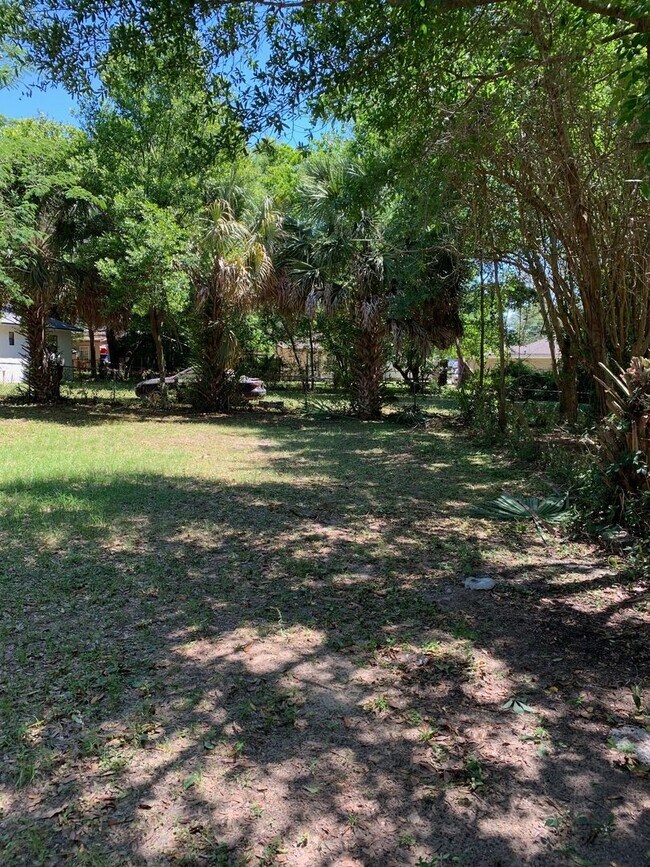 Building Photo - 406 N S St