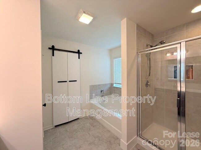 Building Photo - 2688 Andes Dr