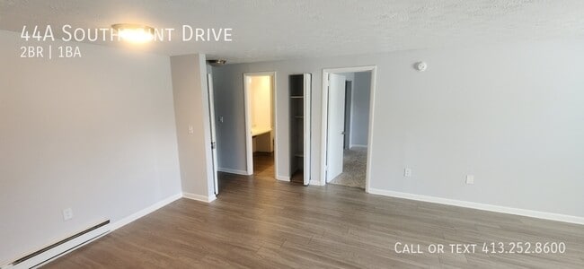 Building Photo - 44 Southpoint Dr