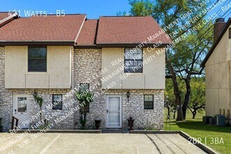 Building Photo - 421 Watts-B5