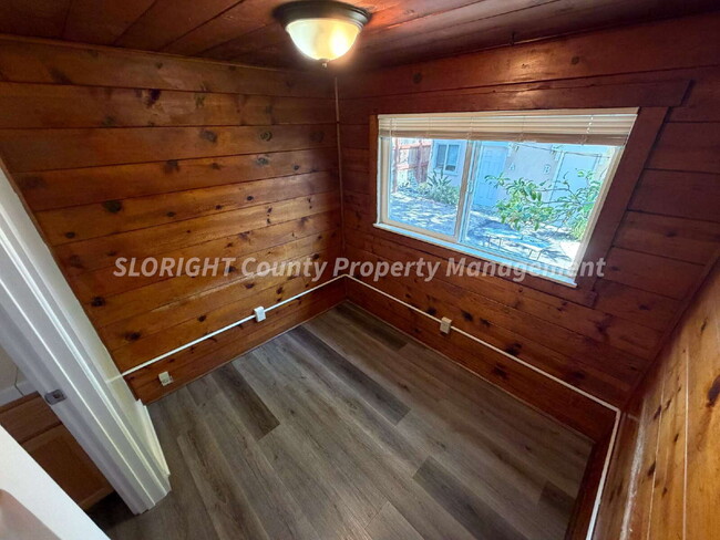 Building Photo - AVAILABLE NOW - Two Blocks From Poly - 2 Bed / 1 Bath