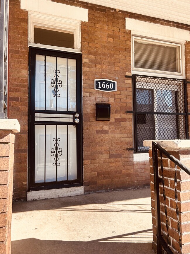 Building Photo - 1660 Normal Ave