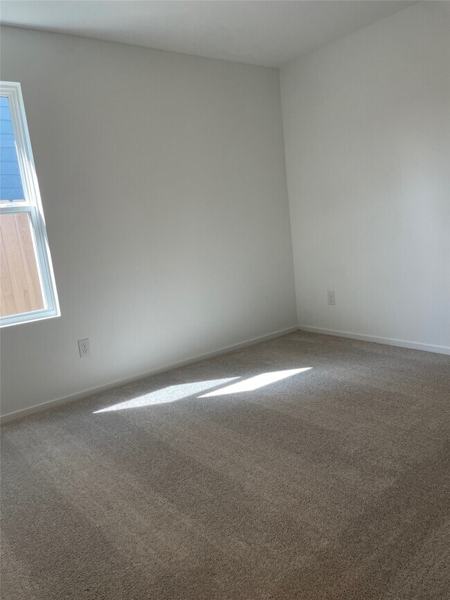 Building Photo - 5618 Shelford Birch Dr