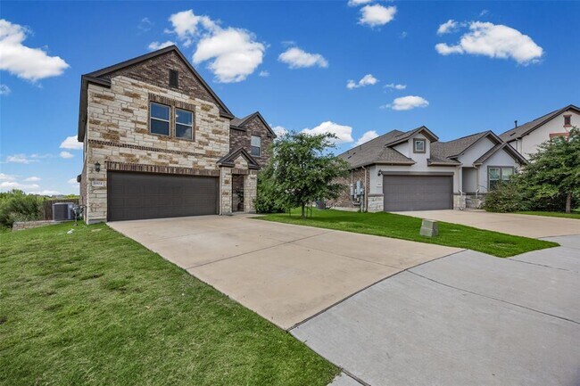 Building Photo - 11924 Gilleland Ln