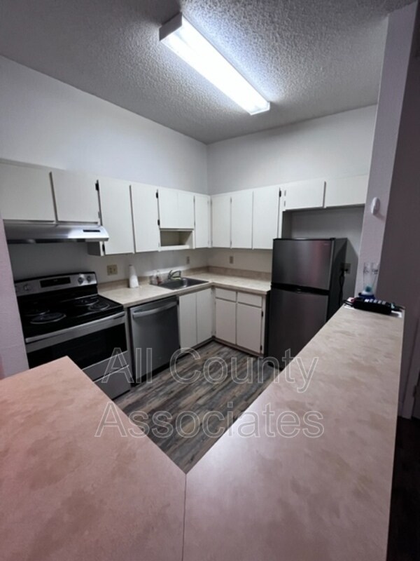 Building Photo - 3277 Fox Chase Cir