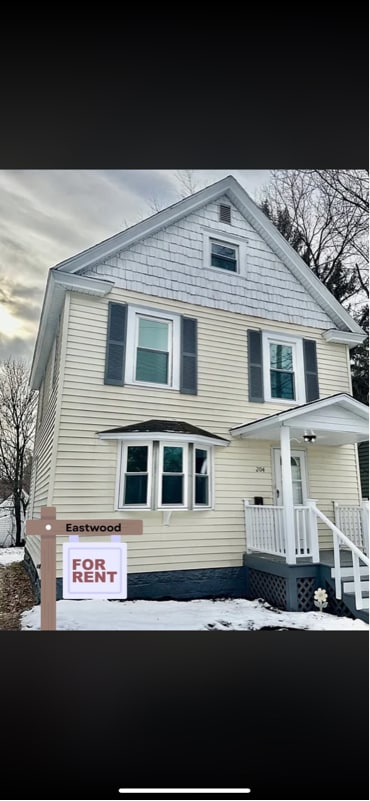 Building Photo - 204 Mariposa St
