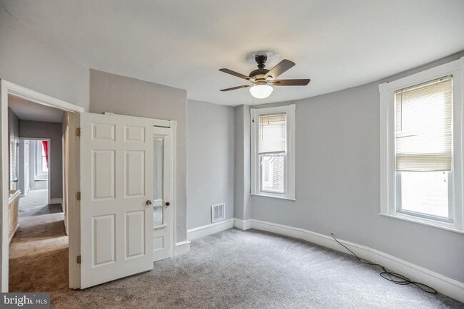 Building Photo - 530 N 58th St