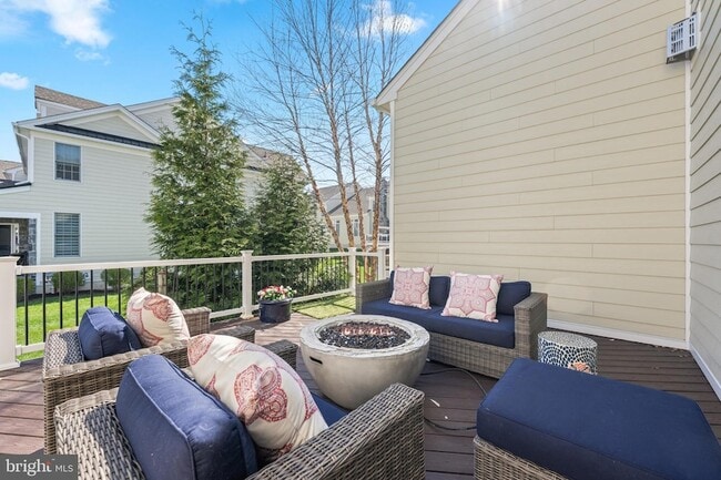 Building Photo - 407 Berlo Ln