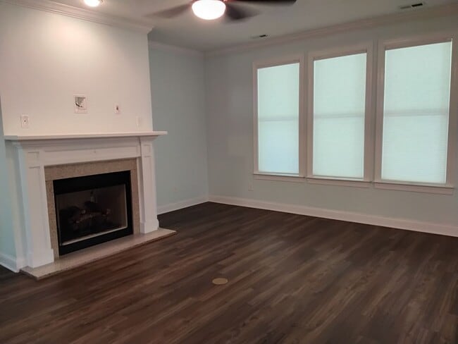 Building Photo - 4 Bedroom home in Beaufort