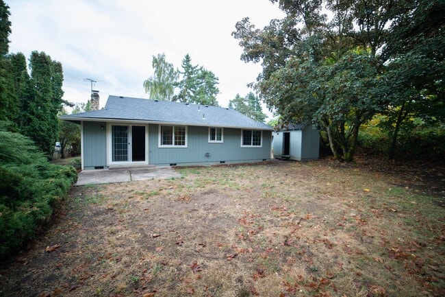 Building Photo - 3 Bedroom Home on Cul-De-Sac