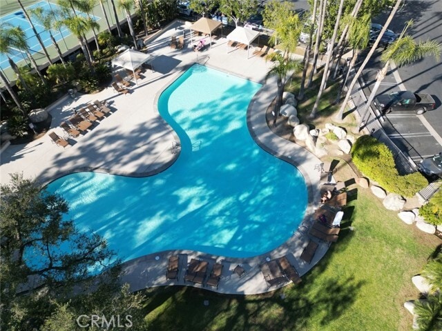 Building Photo - 5540 Owensmouth Ave