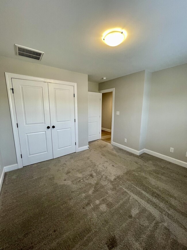 Building Photo - 1005 Ridgestone Ct