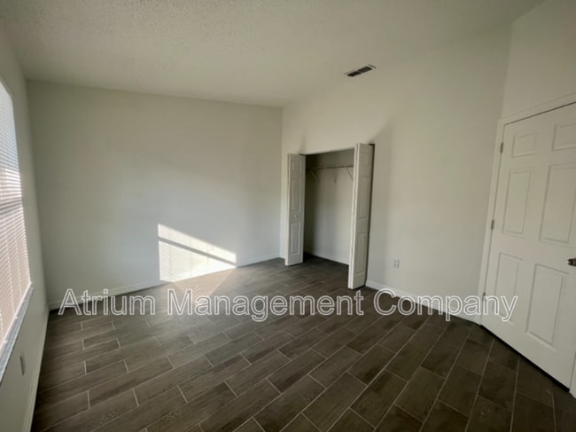 Building Photo - 4609 Audrey Ln