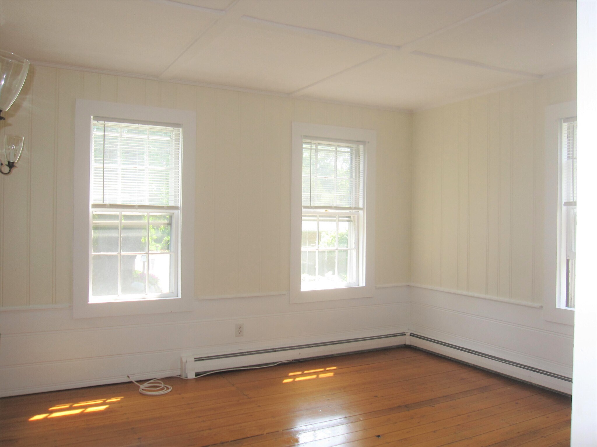 Building Photo - 316 Conant Rd