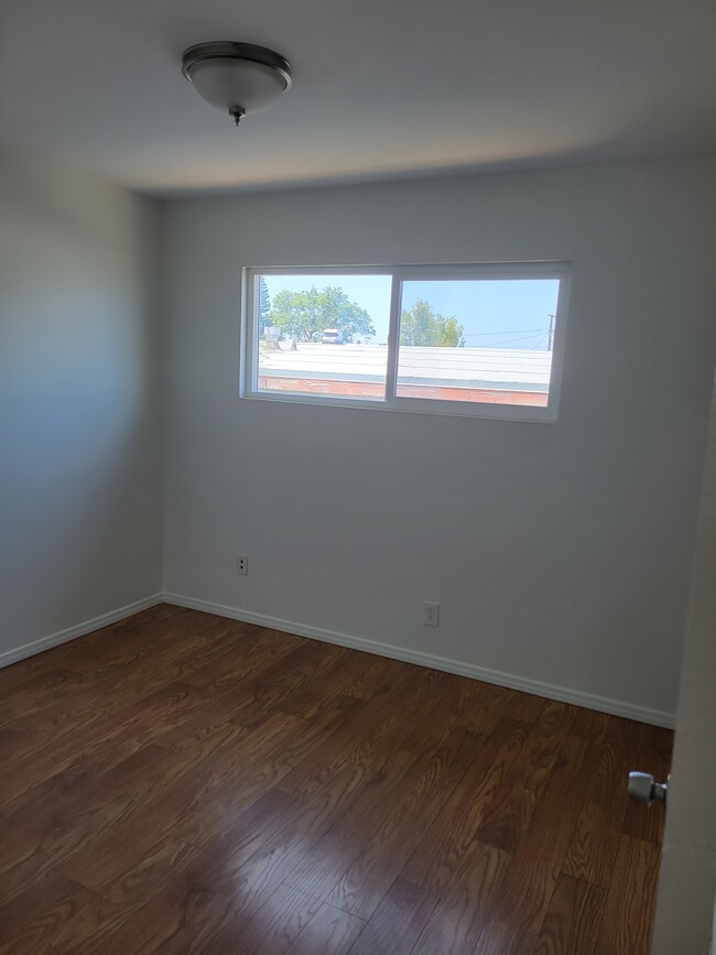 bedroom2 - 25607 Senator Ave