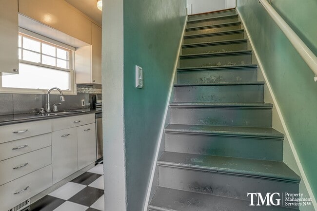 Building Photo - Updated 1928 Tutor w/ Original Touches and Large Fully Fenced Back Yard