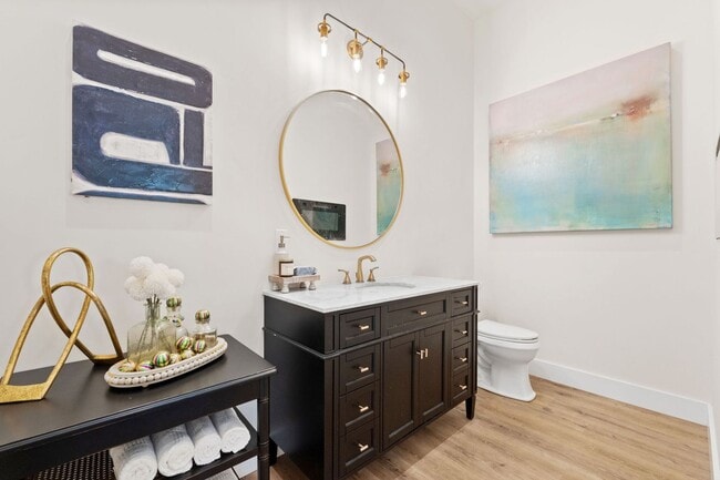 Building Photo - $11,995 - Stunning Executive Estate in Willow Glen