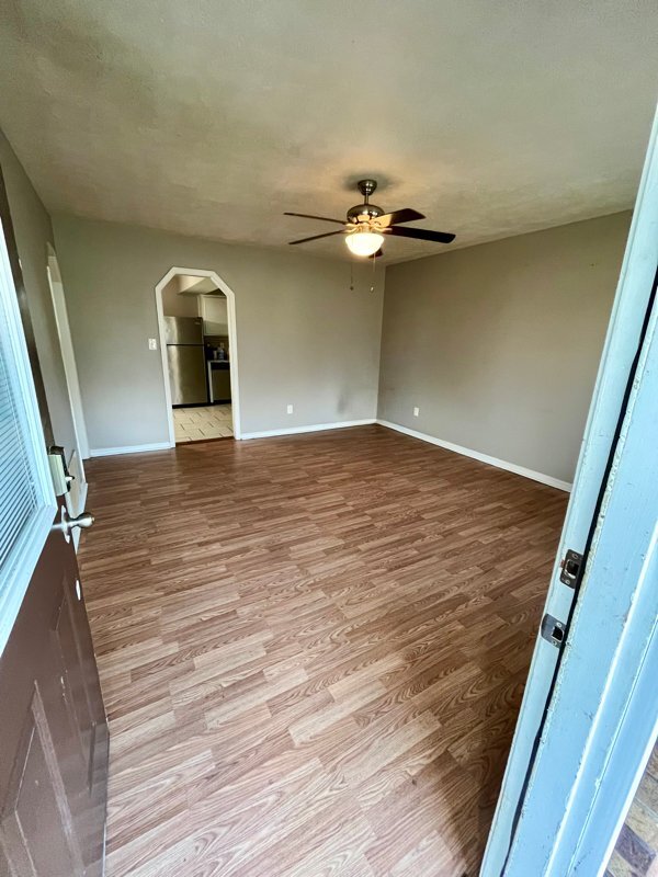 Building Photo - 6044 Cordova Rd