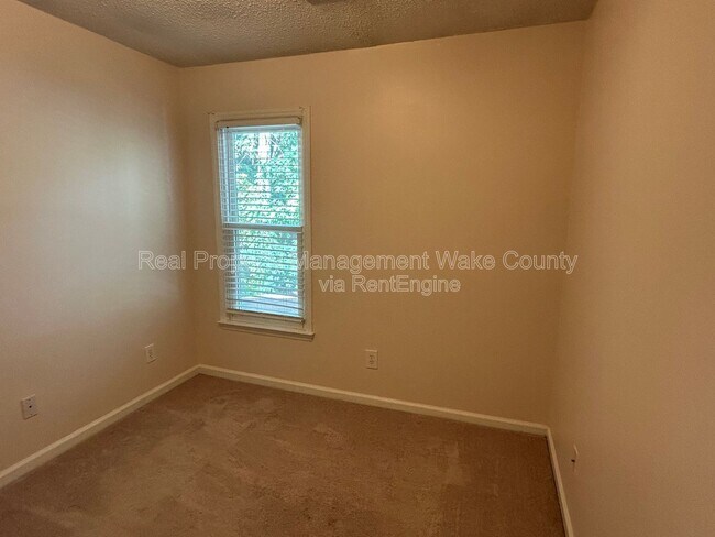 Building Photo - 7016 Epping Forest Dr