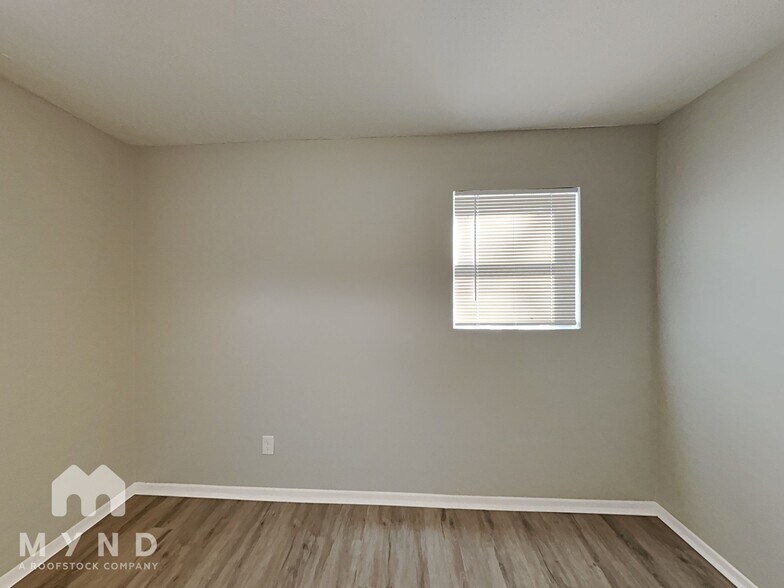 Building Photo - 5575 Oglesby Rd