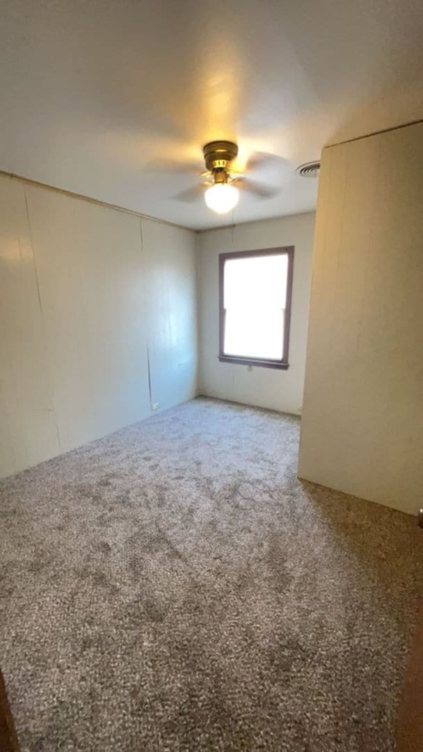 Building Photo - 1757 Meadowbrook Dr